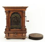Musikautomat mit Münzautomatik, Symphonion Werke, Leipzig, um 1890