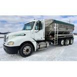 2004 Freightliner Columbia