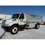 2005 International 4300 fuel truck
