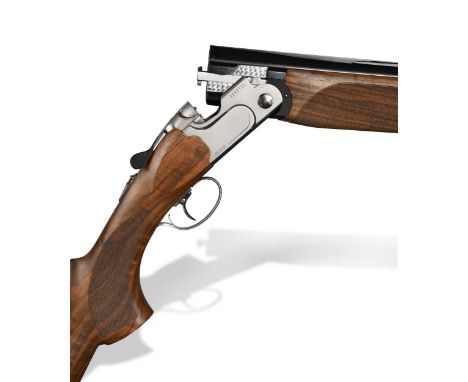  Beretta, a model 692 Sport over/under ejector gun, No. SX09278A,  the 30" ventilated barrels with extended interchangeable c