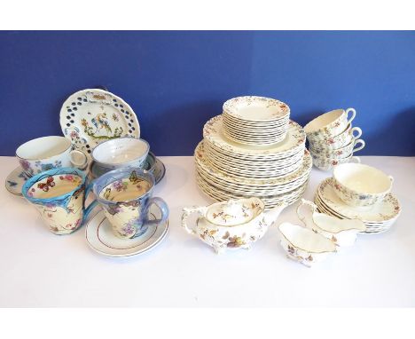 A selection of various ceramics etc including a late 19th/early 20th century Copeland Spode dinner service, a Hammersley &amp