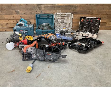 Various building tools to include, DeWalt reciprocating saw, Bosch planer, Titan SDS drill, Black &amp; Decker drills, Evolut