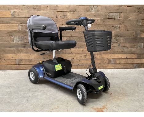 GoGo Elite Traveller four wheel electric mobility scooter, with charger (no key)