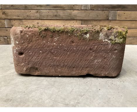 Small 19th century rectangular stone troughDimensions: Height:&nbsp;27cm&nbsp; Length/Width:&nbsp;63cm&nbsp; Depth/Diameter:&