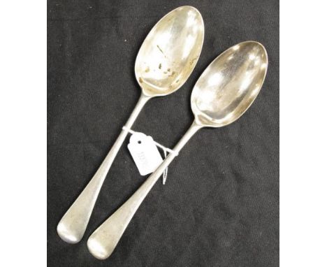 Pair Edward VII sterling silver soup spoons London 1907, makers Wlliam Hutton &amp; Sons, each monogrammed, (length 21.5cm ap