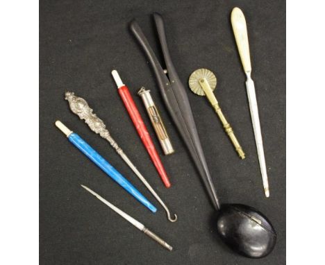 Collection vintage pens &amp; utensils including a pearl handle dip pen, and 2 plastic handle dip ink pens; a crimping tool; 