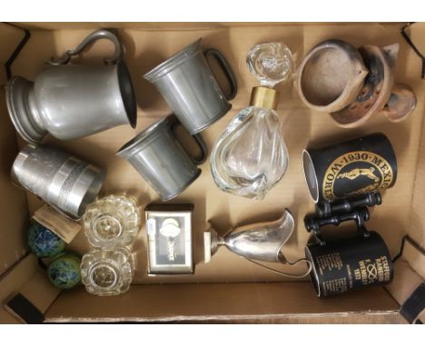 A mixed collection of items to include: pewter tankards, glass inkwells, glass decanter, German carriage clock etc (1 tray). 