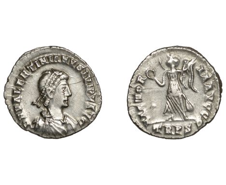 Roman Imperial Coinage, Valentinian II (375-392), Siliqua, Trier, 375-8, d n valentinianvs ivn p f avg, pearl-diademed, drape