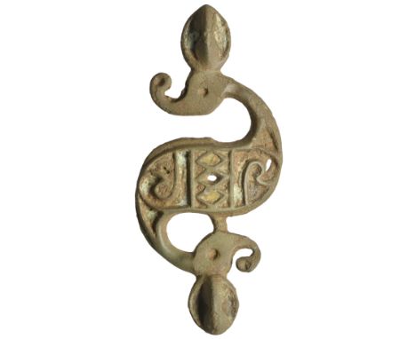 Celtic, dragonesque brooch, 1st-2nd century, a flat plate brooch of reverse S-shape in East Brigantian (York) style, with lar