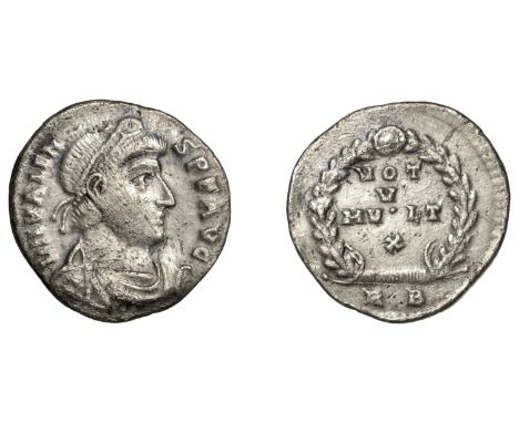 Roman Imperial Coinage, Valens (364-378), Siliqua, Rome, 364-7, d n valen-s pf avg, pearl-diademed, draped and cuirassed bust