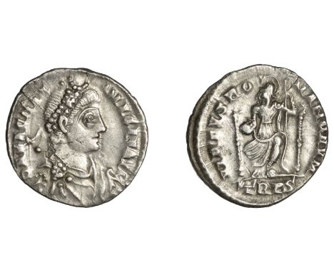 Roman Imperial Coinage, Magnus Maximus (383-388), Siliqua, Trier, 383-8, d n mag max-imvs p f avg, pearl-diademed, draped and