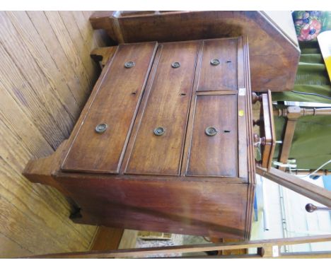 A small early 19th century mahogany chest of drawers, the top with reeded edge over two short and two long graduated drawers 