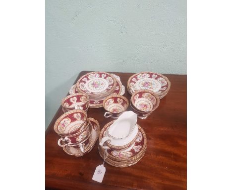 including cups, saucers, sandwich plates and side plates (35) 