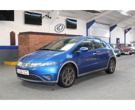 Make &amp; Model: Honda Civic SE DSiDate of Reg: SU06 GCOColour: Bluecc: 1339MoT: 13-09-2021Fuel Type: PETROLMileage: 114kTra
