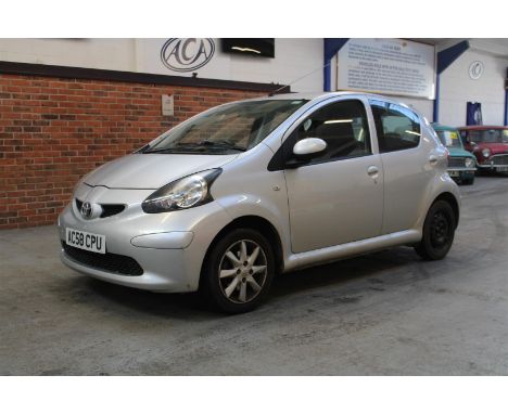 Make &amp; Model: Toyota Aygo Platinum VVT-iDate of Reg: AC58 CPUColour: Silvercc: 998MoT: 30-01-2022Fuel Type: PETROLMileage