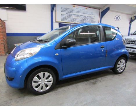 Make &amp; Model: Citroen C1 VTRDate of Reg: AJ60 EHCColour: Bluecc: 998MoT: 08-02-2022Fuel Type: PETROLMileage: 137KTransmis