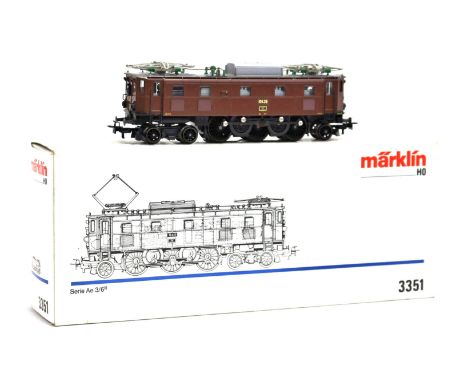Märklin: Märklin HO Gauge No.3351 Serie Ae 3/6 1-C-2 Twin Pantograph Locomotive , No.'10439', contained within original box w