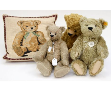 A modern Steiff classic 1920 replica bear, model 000737, yellow tag; together with two modern collectors bears and a teddy be