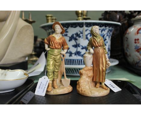 A pair of c1900 Royal Worcester figures of a gardener and a water carrier, 7" high