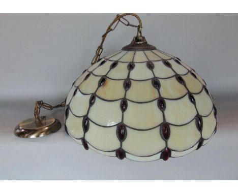 A good large Tiffany style ceiling lamp shade, 40cm diameter 