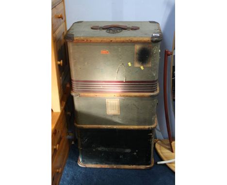 Cabin trunk