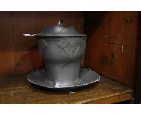 An Art Noveau tea caddy