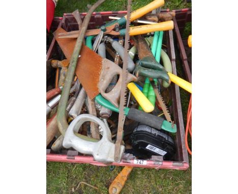 A tray of tools, COLLECT ONLY.
