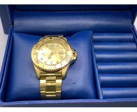 A gents boxed Gold plated Rotary wristwatch. (B).