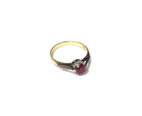 A gold ruby ring, approx 1.87 grams.