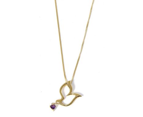An 18 carat gold amethyst dove pendant, on a trace chain, pendant measures 3cm by 3cm, chain length 40cmThe necklace is in go
