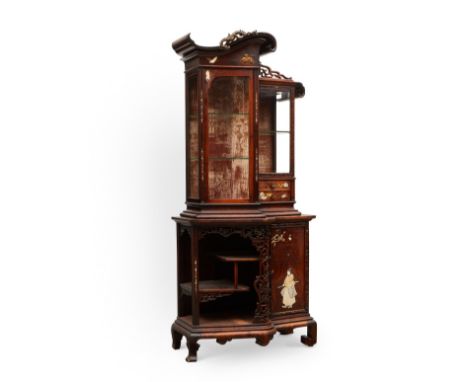 Attributed Gabriel Viardot (French, 1830-1906). French chinoiserie curio cabinet. The cabinet features a section of tiered sh