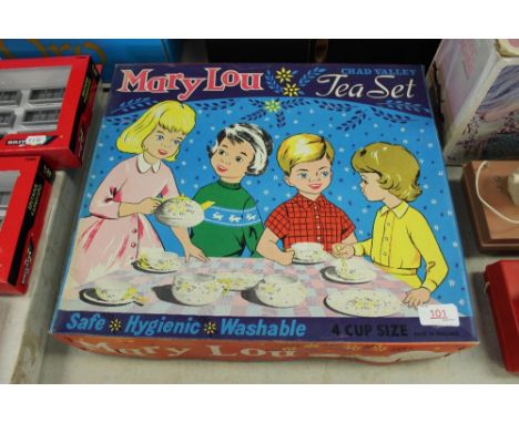 Chad Valley 'Mary Lou' tin plate child's tea service, boxed