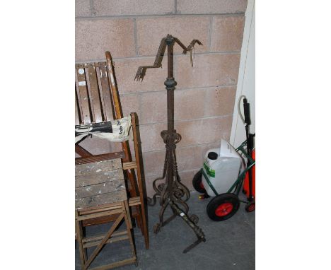 Cast iron oil lamp stand & firegrate font