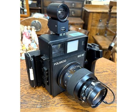 A vintage Polaroid 600SE with Mamiya lens no 13872 1;5.6 f=150mm