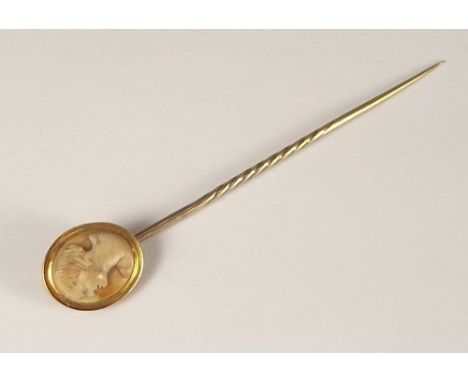 STICK PIN.
A cameo stick pin, the shell carved a male classical head.