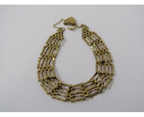 9ct YELLOW GOLD GATE BRACELET, With heart padlock clasp, approx 5.5 grms in weight 