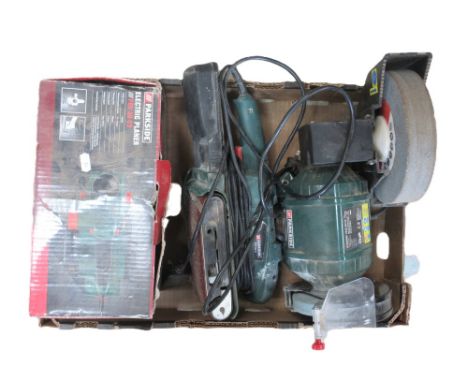 Four modern power tools, to include Parkside PEH 30 C3 electric planer, PBS 600 A1 belt sander, PNTS 250 C2 sharpener and a B