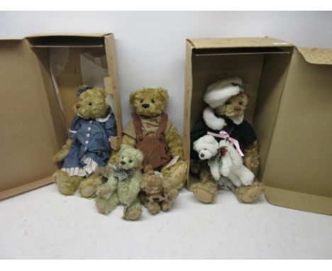 Five Gund Barton's Creek Collection teddy bears to include Cassie 82005 boxed, Ashley 82048 boxed, Blake 82014, Elliot 82025,