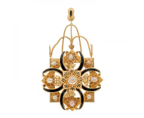 18 K yellow gold brooch, with pearls and black enamel.Clasp with prong.It has a cruciform shape, with hand-enamelled decorati