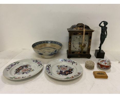 Qty of collectables including a Chiming cased mantel clock, 8 day movement, stamped Hamilton &amp; Inches Edinburgh, in a bla