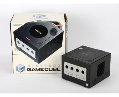 Nintendo GameCube boxed console [Black] (PAL) Console is complete, boxed and contents are in excellent condition The outer bo