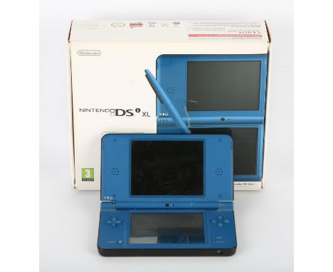 Nintendo DSi XL Console [Blue] boxed with UK Power Supply Console is pre-loaded with 'A Little Bit Of... Dr Kawashima's Brain