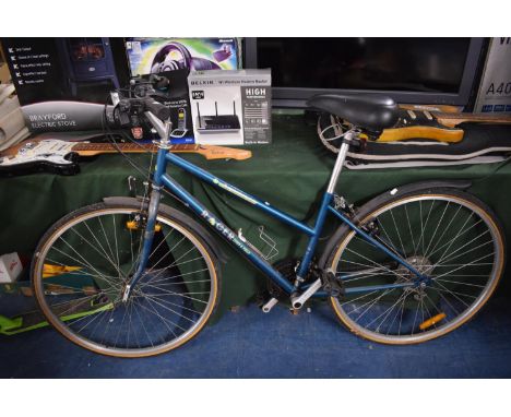 A Vintage Arannes Ladies Bicycle 