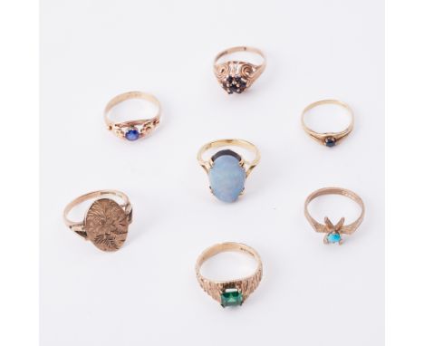 A mixed lot to include six 9ct yellow gold rings some gem-set, some faux stone set, total weight 17.07gm and one 18ct yellow 