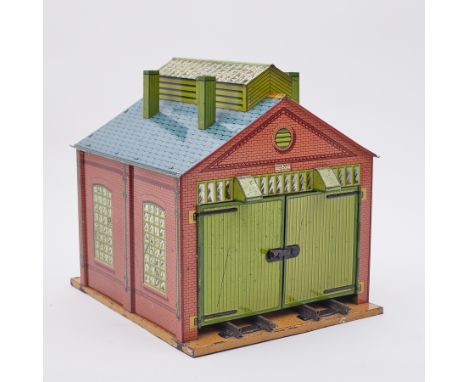 ‘Meccano Ltd Liverpool’ Hornby Series ‘0’ Gauge Hornby No 1 Engine Shed for clockwork trains (1928-33) .