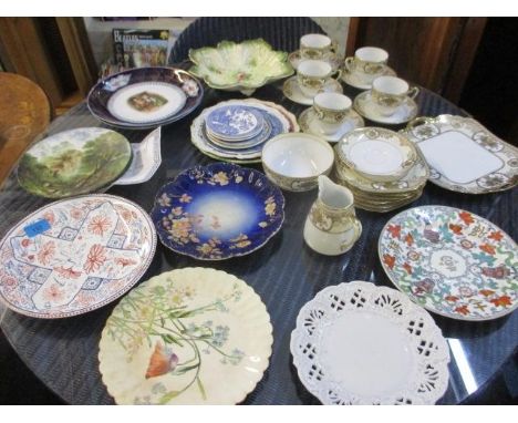 Mixed collectors wall plates and others, together with a Noritake part tea service 