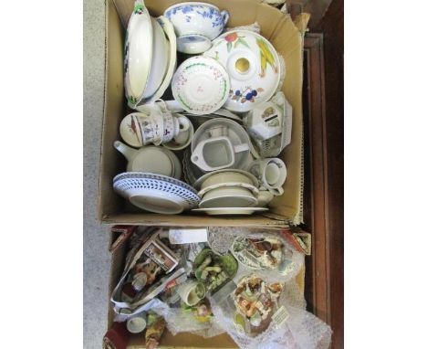 Mixed ceramics to include three German figurines of musicians, a Royal Worcester Evesham porcelain tureen and other items 