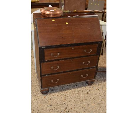 Early 20th Century mahogany three drawer bureau