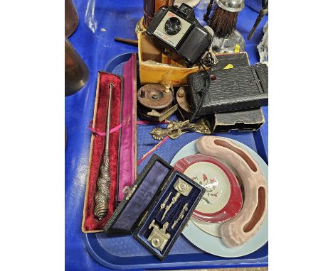 A tray of mixed items to include cased button hook, vintage wooden fishing reels, vintage Kodak camera etc