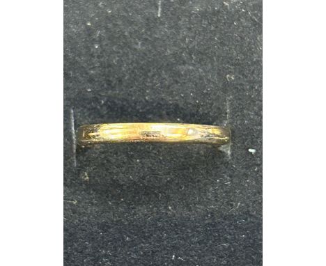 9ct Gold wedding band Size M.5